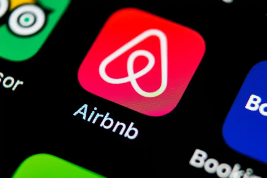 Airbnb: beadták a törvényt, aminek eredményeként jöhet az önkormányzati korlátozás