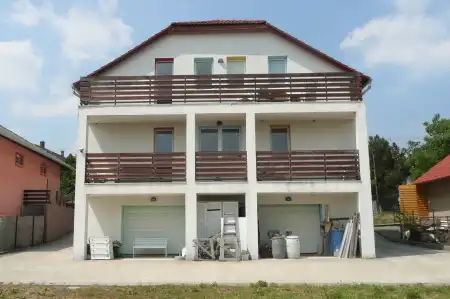 Eladó családi ház, Ercsi 7+1 szoba 170 m² 143 M Ft