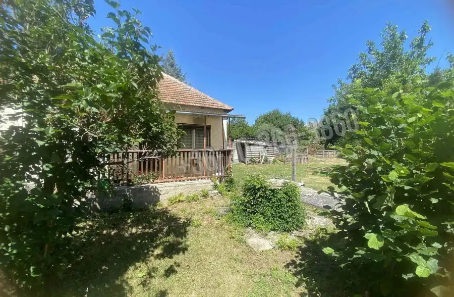 eladó családi ház, Páty