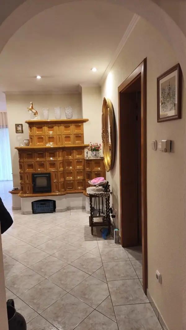 Eladó családi ház, Tök 3 szoba 287 m² 179 M Ft
