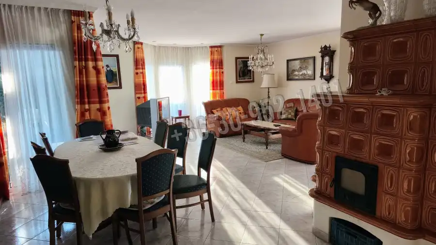 eladó családi ház, Tök