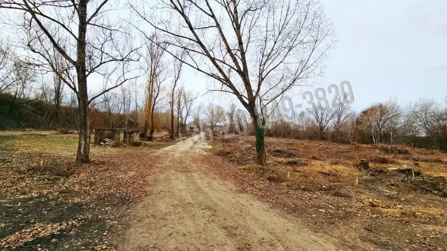 eladó ipari ingatlan, Martonvásár
