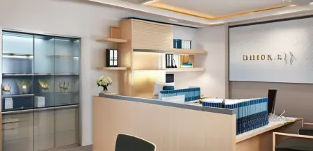 Eladó iroda földszinti, utcai, Budapest, IX. kerület 1 szoba 50 m² 54.03 M Ft