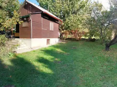 Eladó nyaraló, Budakeszi 1 szoba 28 m² 31.9 M Ft