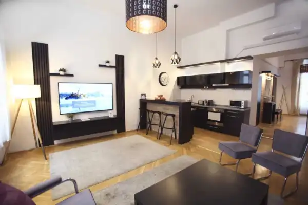 Eladó téglalakás, Budapest, VII. kerület 3+1 szoba 92 m² 155 M Ft