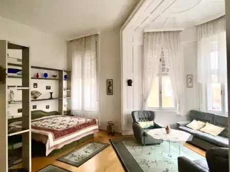 XIII. kerület Újlipótváros - téglalakás