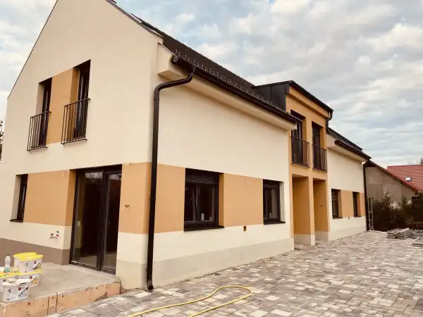 Eladó új építésű ikerház, Balatonszárszó 1+3 szoba 111 m² 116.765 M Ft