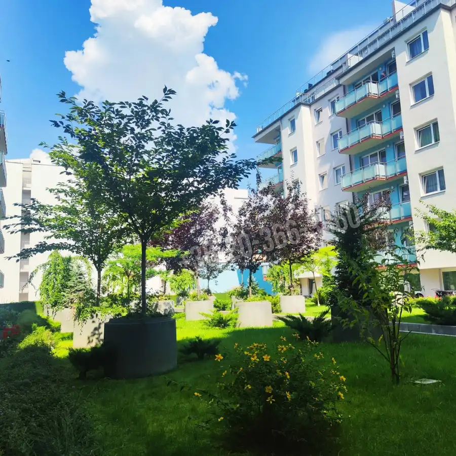 eladó újszerű téglalakás, Budapest, XIII. kerület