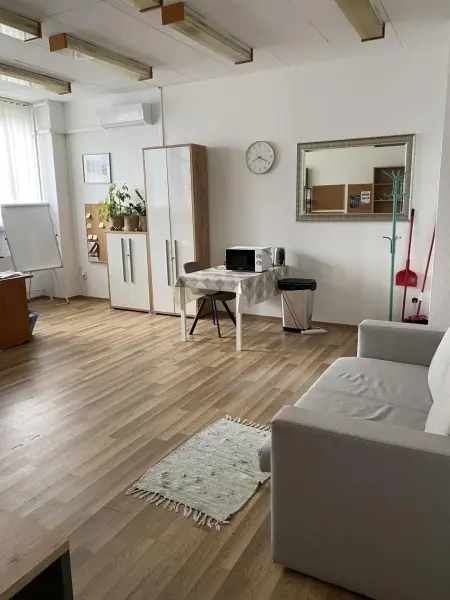 Kiadó iroda, Budaörs 39 m² 95 E Ft/hó + Áfa