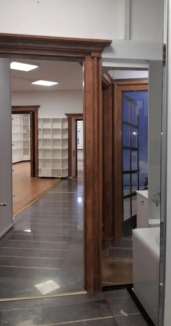 Kiadó újszerű üzlethelyiség utcai bejáratos, Budapest, II. kerület 6 szoba 175 m² 889 E Ft/hó