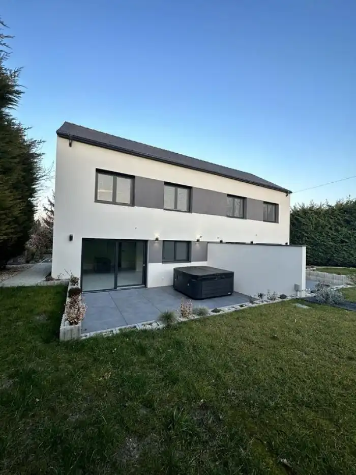 Törökbálinti ikerházak